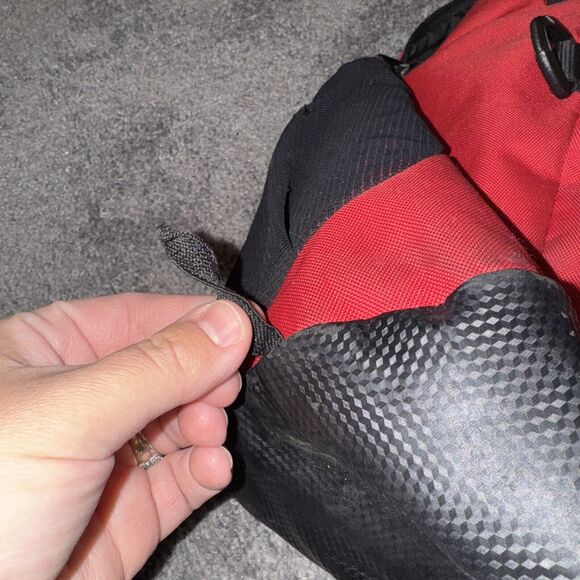 Puma x Ferrari Padded Backpack Red Black - Picture 14 of 15